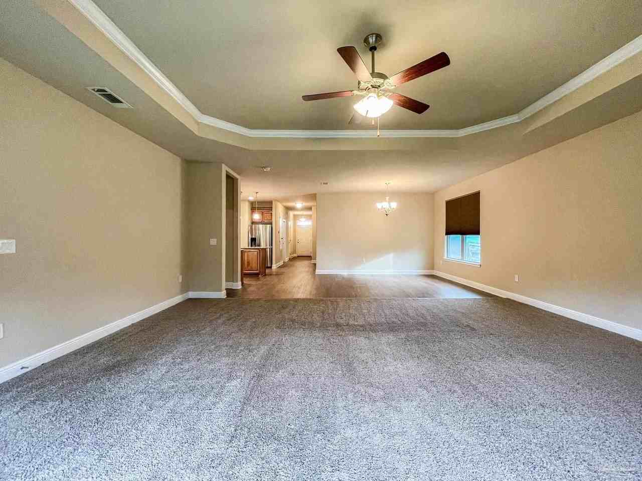 801 Oak Aly - Photo 7 of 38