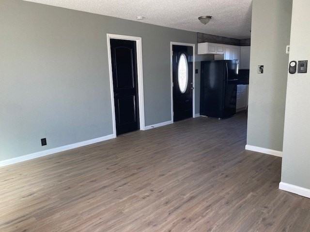 1303 Lamar Ave - Photo 2 of 12