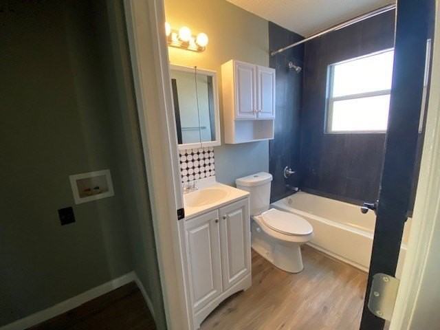 1303 Lamar Ave - Photo 3 of 12