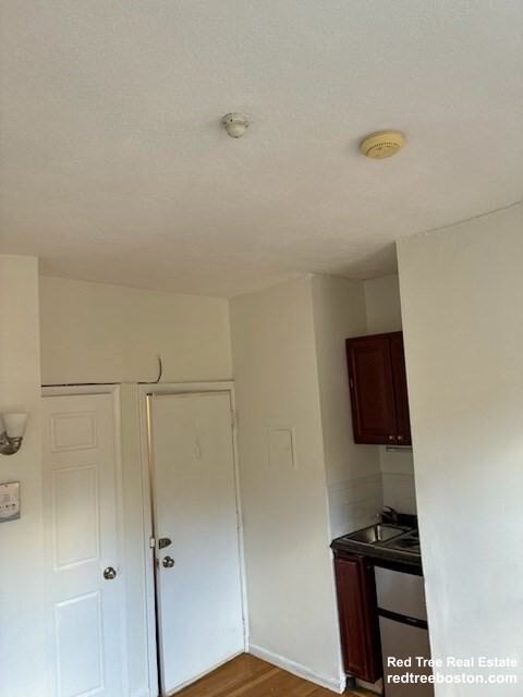 49 S Huntington Ave #B3 - Photo 7 of 10