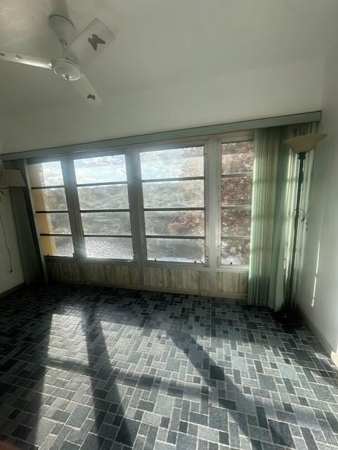 5860 Nw 64th Ave #307 - Photo 2 of 12