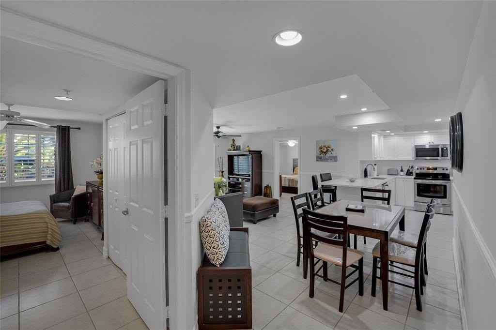 2125 Se 10th Ave #1011 - Photo 3 of 39