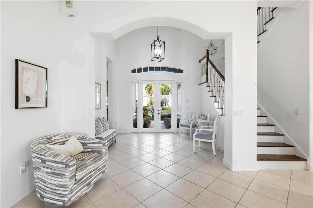 1408 W Island Club Sq - Photo 2 of 30