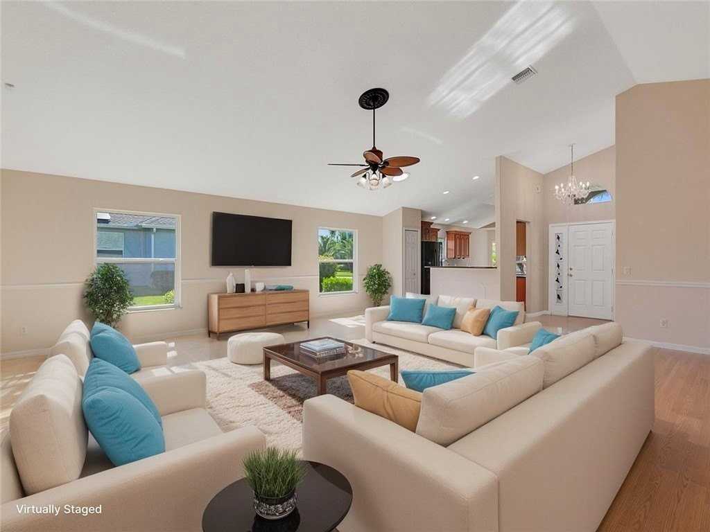 8340 Paladin Sq - Photo 7 of 28