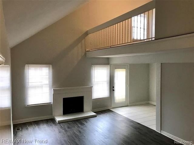 41719 Broquet Dr - Photo 3 of 15