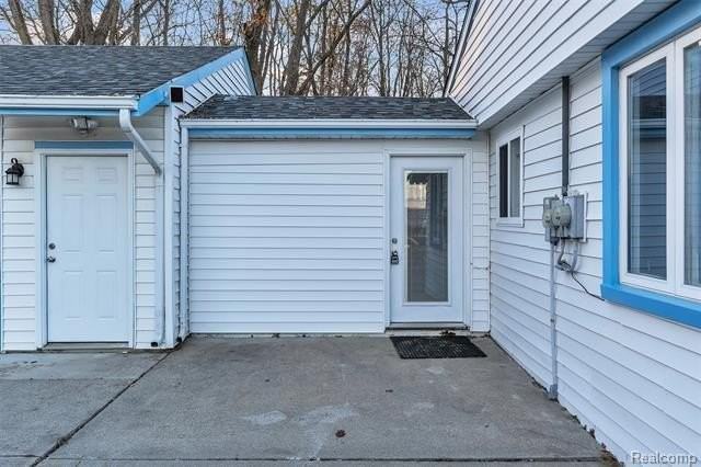 8165 Leonard Dr - Photo 4 of 50