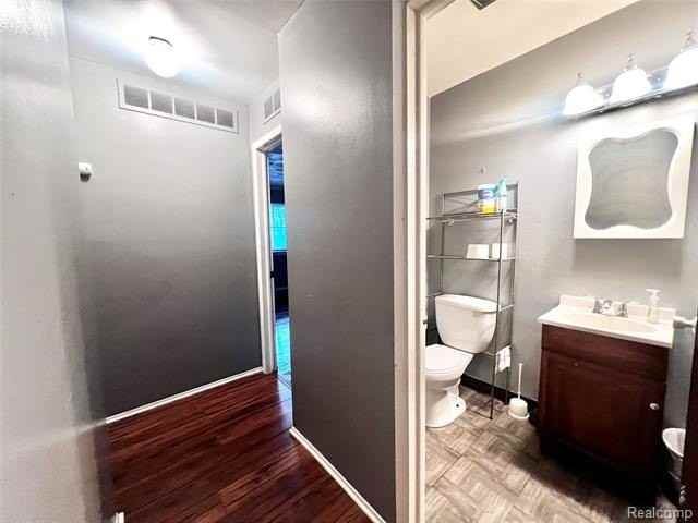 22116 Dante St #218 - Photo 3 of 6