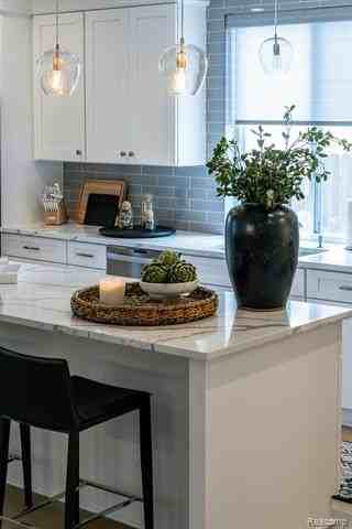 1842 Hazel St - Photo 7 of 50