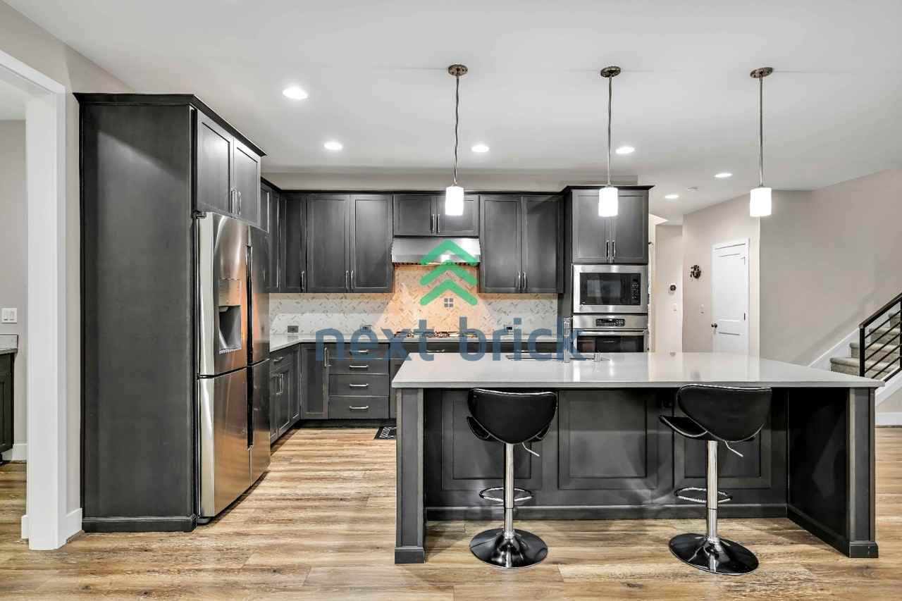 828 156th Pl Sw - Photo 3 of 30