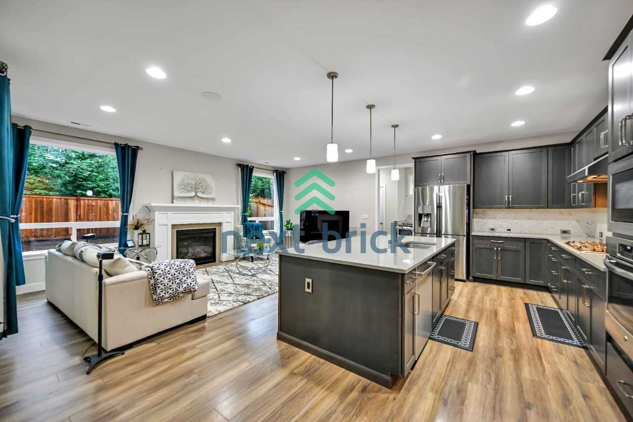 828 156th Pl Sw - Photo 4 of 30