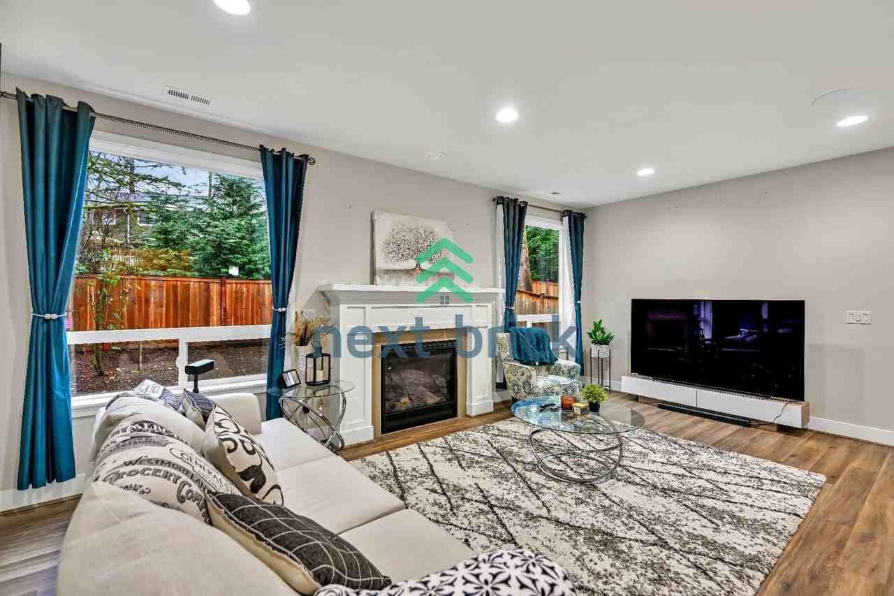 828 156th Pl Sw - Photo 7 of 30