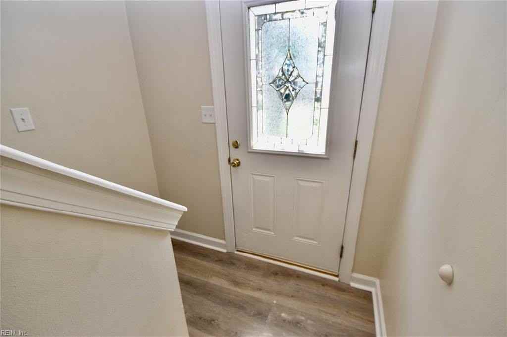 716 Milby Dr - Photo 3 of 24