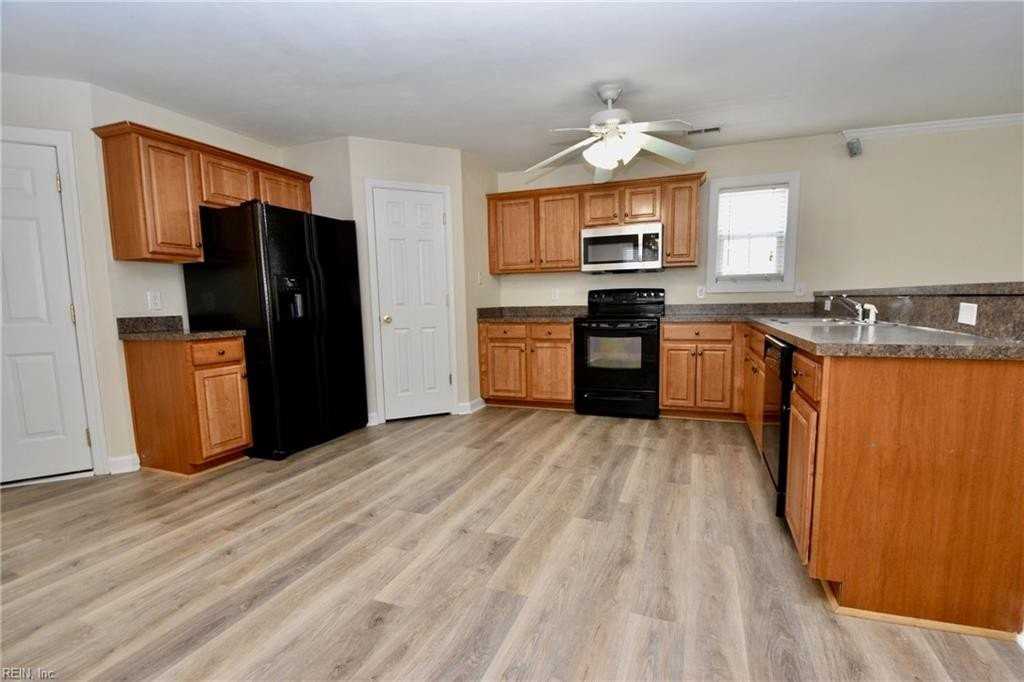 716 Milby Dr - Photo 7 of 24