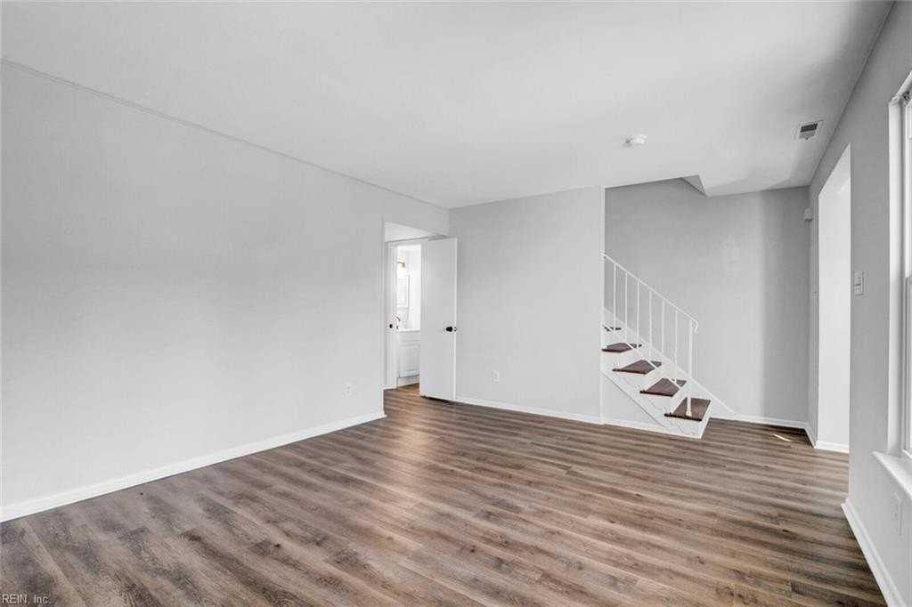 634 Red Horse Ln - Photo 7 of 43