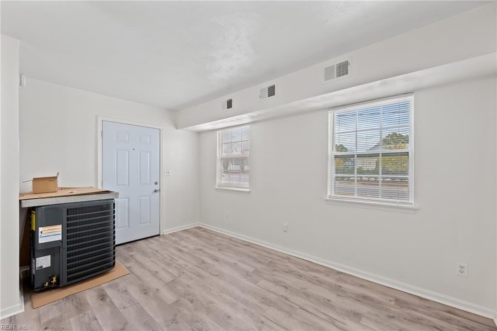 3110 Deep Creek Blvd - Photo 7 of 25