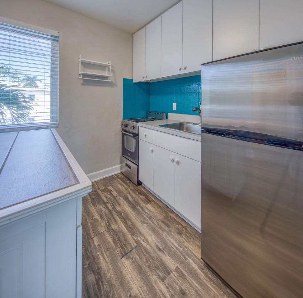 101 S Palmway #11 - Photo 5 of 11