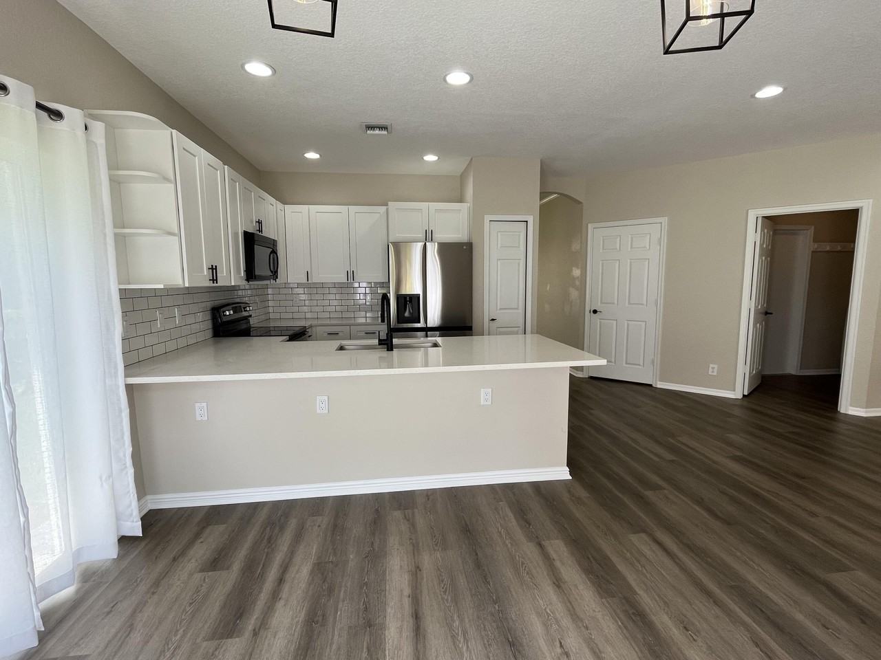 7299 Panache Way - Photo 3 of 16