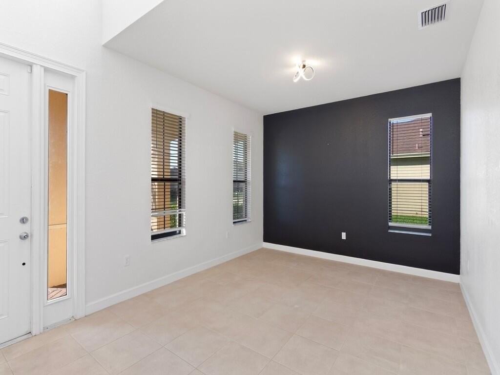 10120 Verona Mnr - Photo 6 of 37