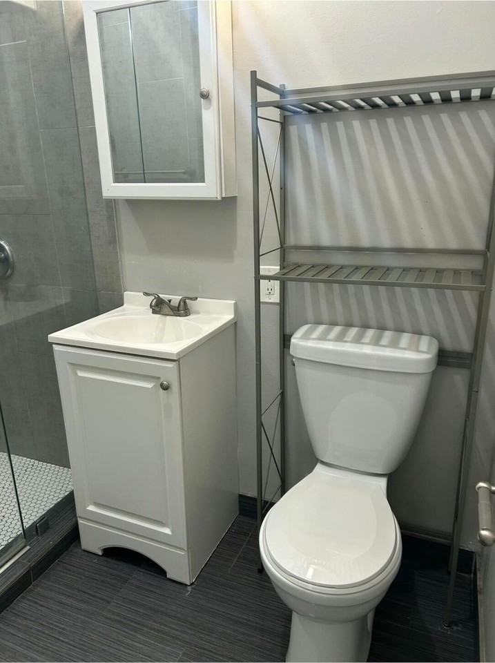 411 Nathan Hale Rd #3 - Photo 6 of 8