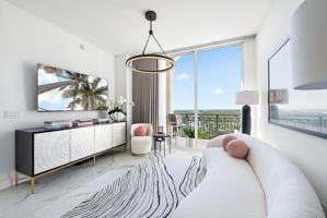 featured image of 550 Okeechobee Blvd #UPH03