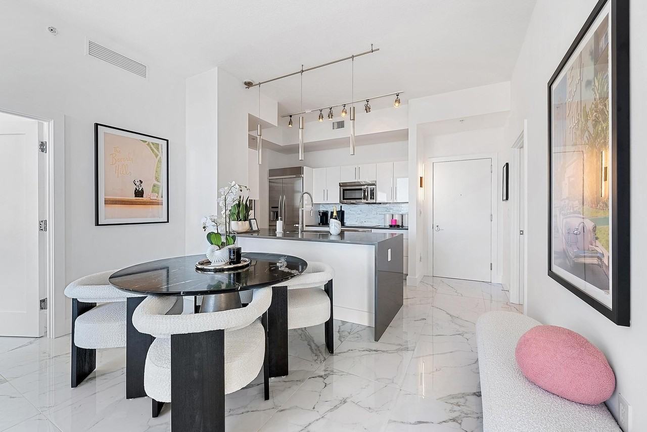 550 Okeechobee Blvd - Photo 4 of 27