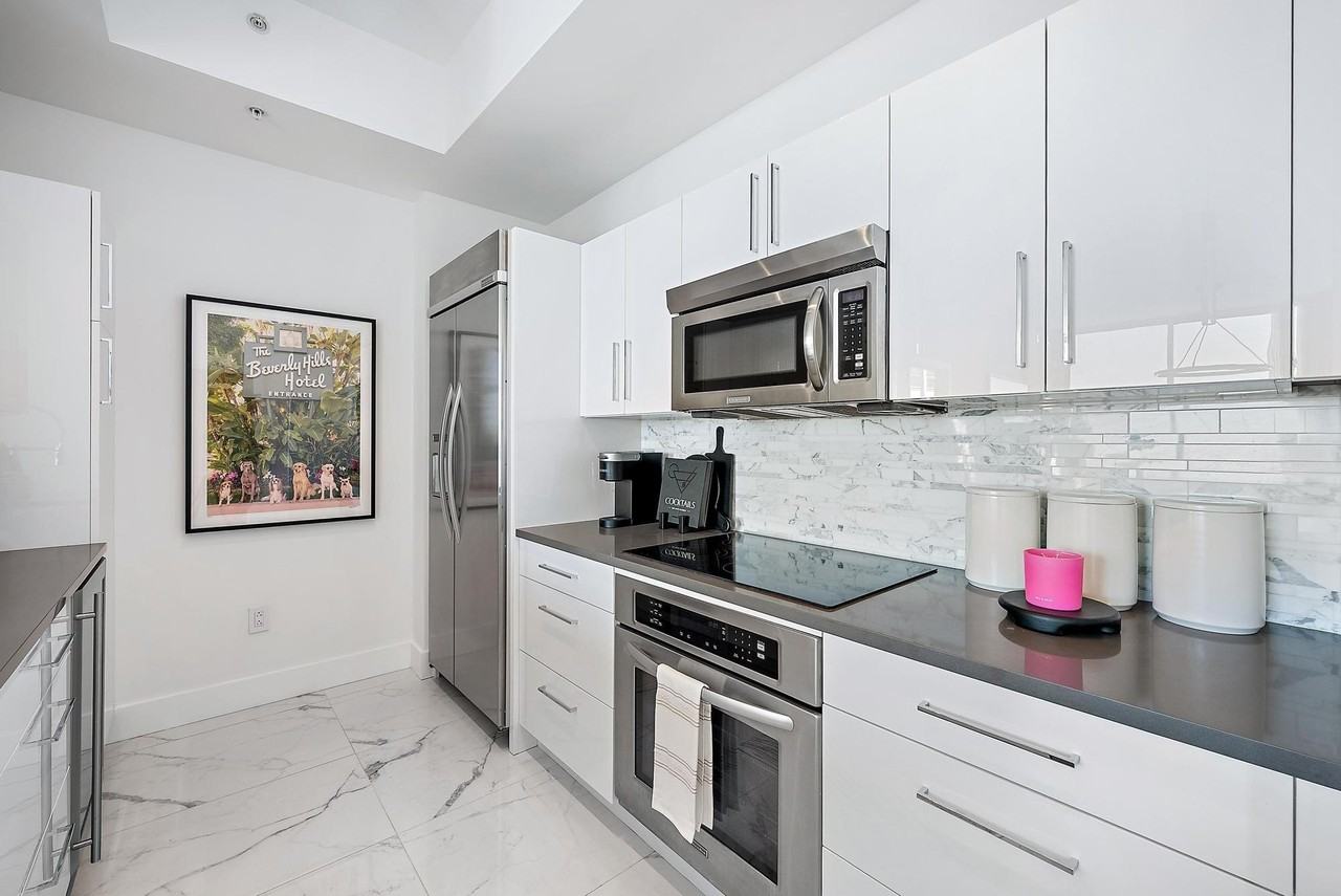 550 Okeechobee Blvd - Photo 5 of 27