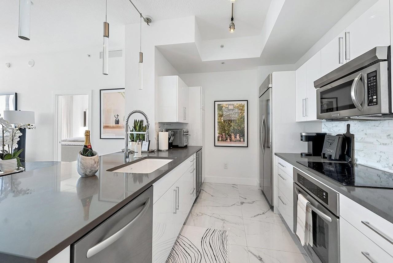 550 Okeechobee Blvd - Photo 5 of 27