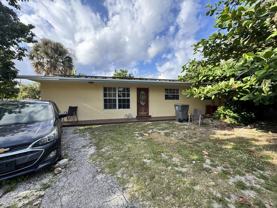 867 Caroline Cir - Photo 1 of 1