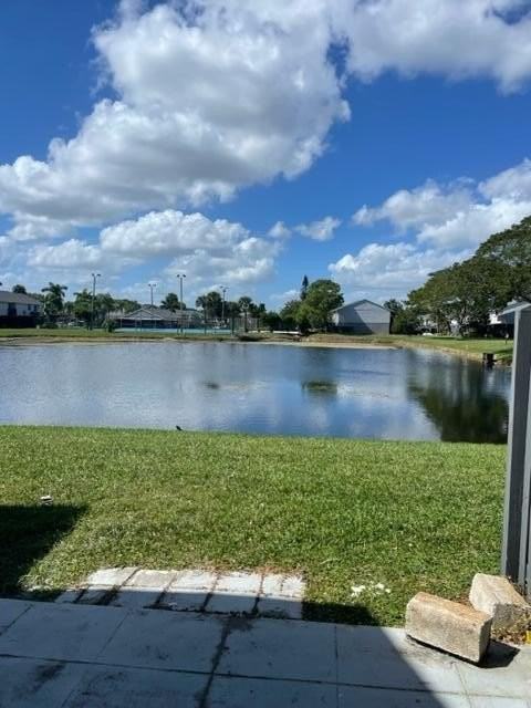 2504 Seaside Dr - Photo 3 of 13