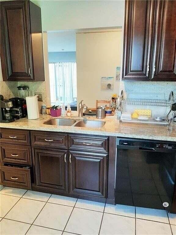 1679 Nw 15th Vis - Photo 7 of 15