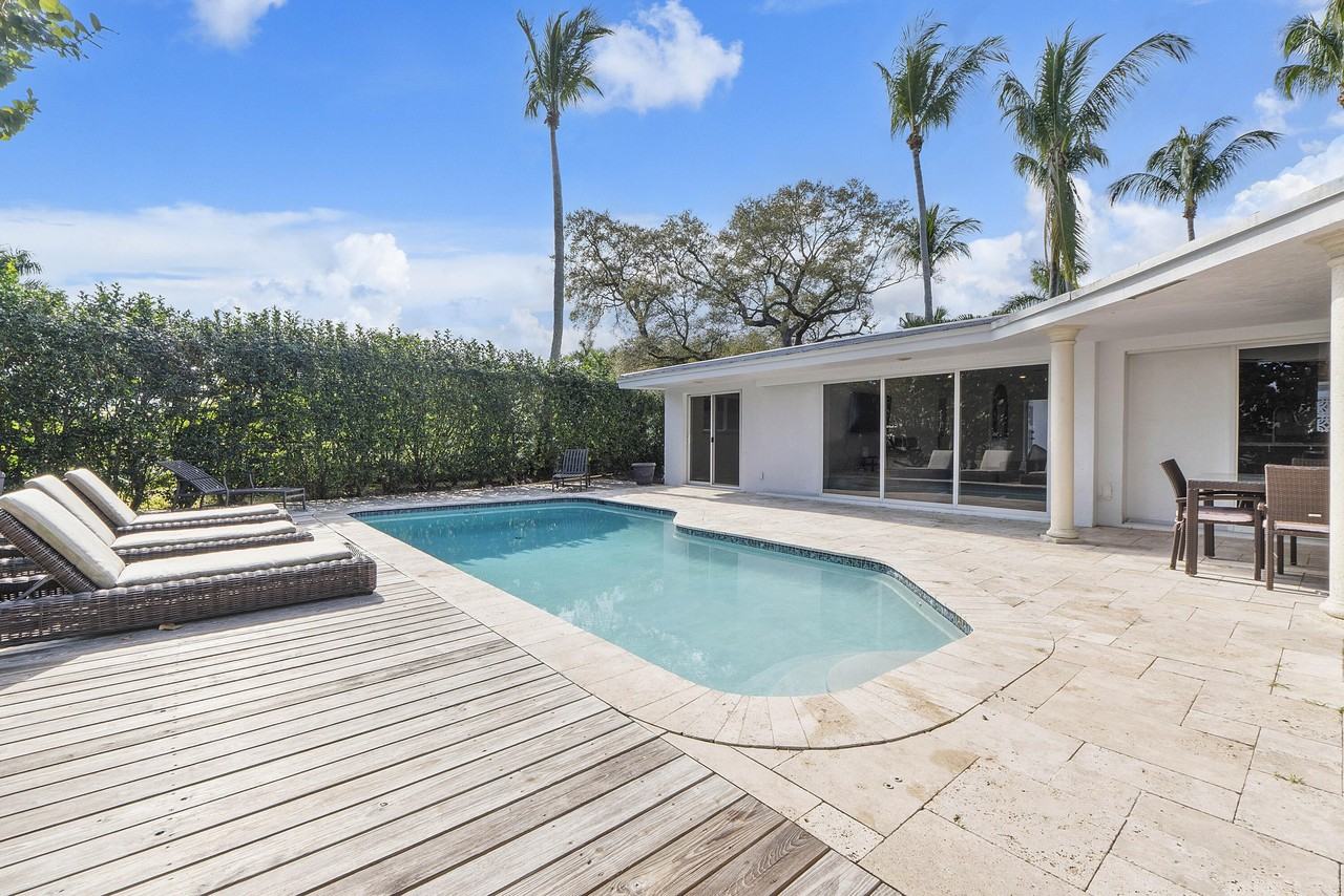 120 Sw 8th Ave - Photo 6 of 38