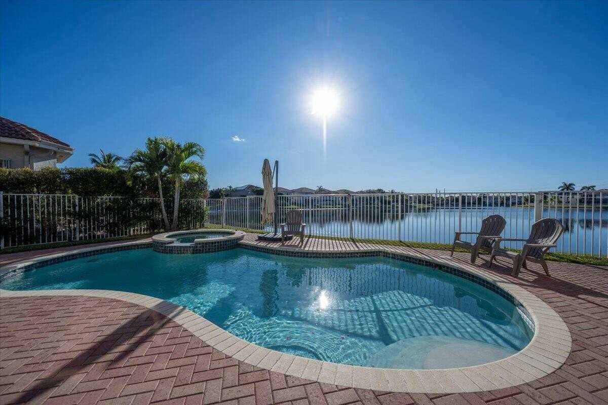 1238 Bay View Way - Photo 4 of 39