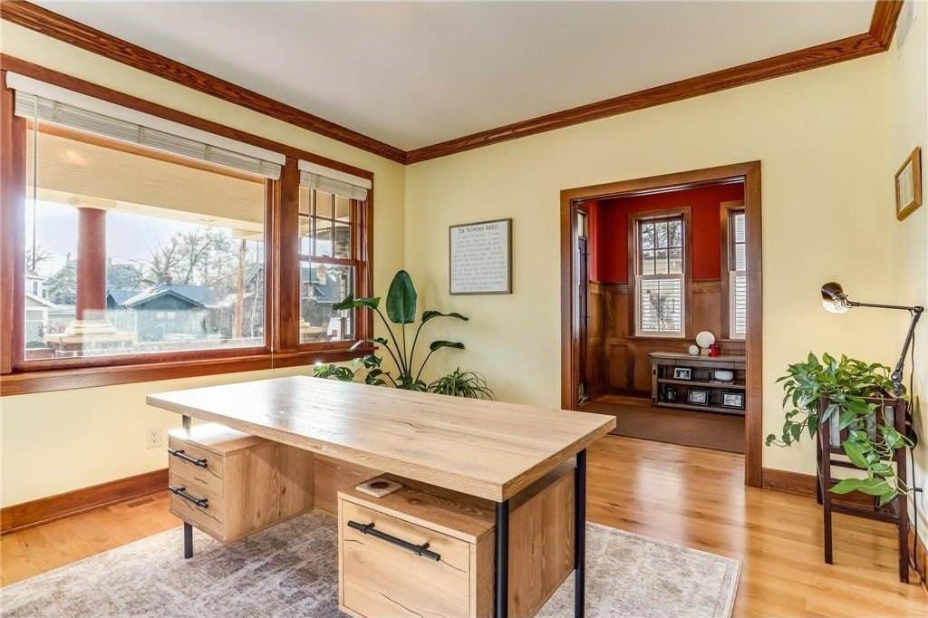 2012 Laurel Ave - Photo 5 of 50