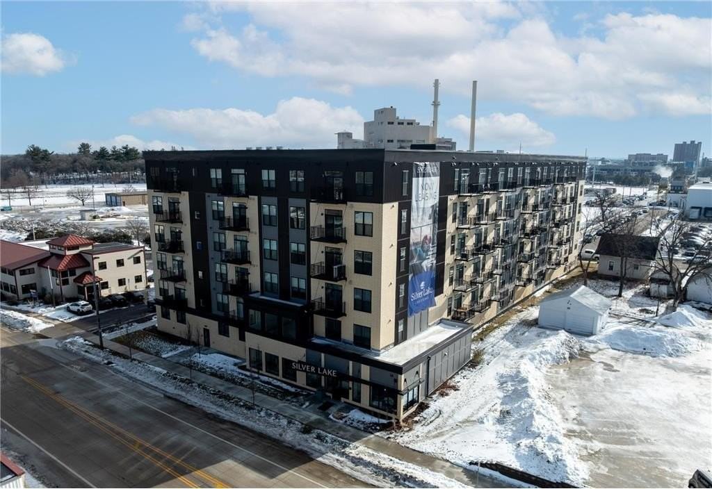 28 7th St Ne - Photo 2 of 34