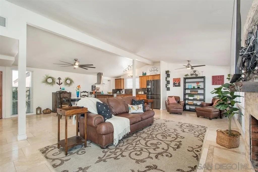 9141 Ronda Ave - Photo 3 of 24