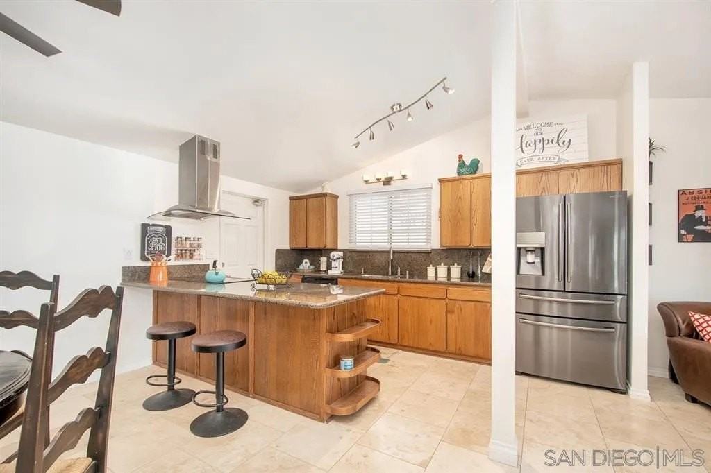 9141 Ronda Ave - Photo 7 of 24