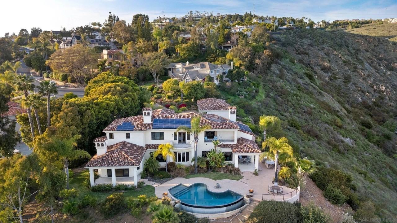 2922 Managua Pl - Photo 5 of 45