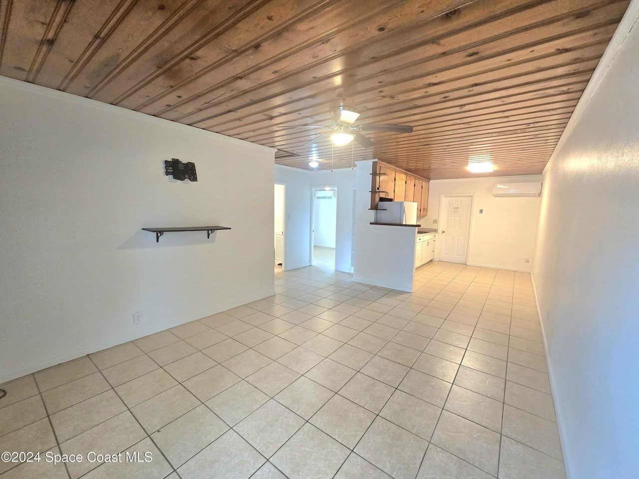 1812 Guava Ave - Photo 4 of 14