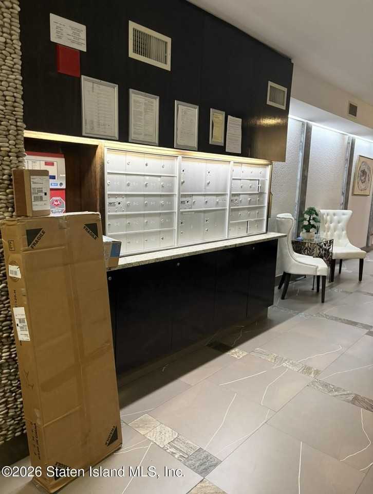 224 Richmond Ter Apt 8c #8C - Photo 4 of 13