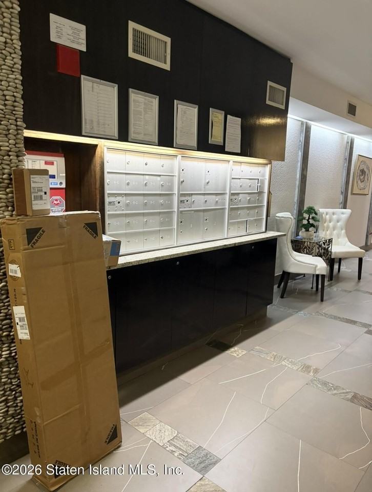 224 Richmond Ter Apt 11e #11E - Photo 4 of 14