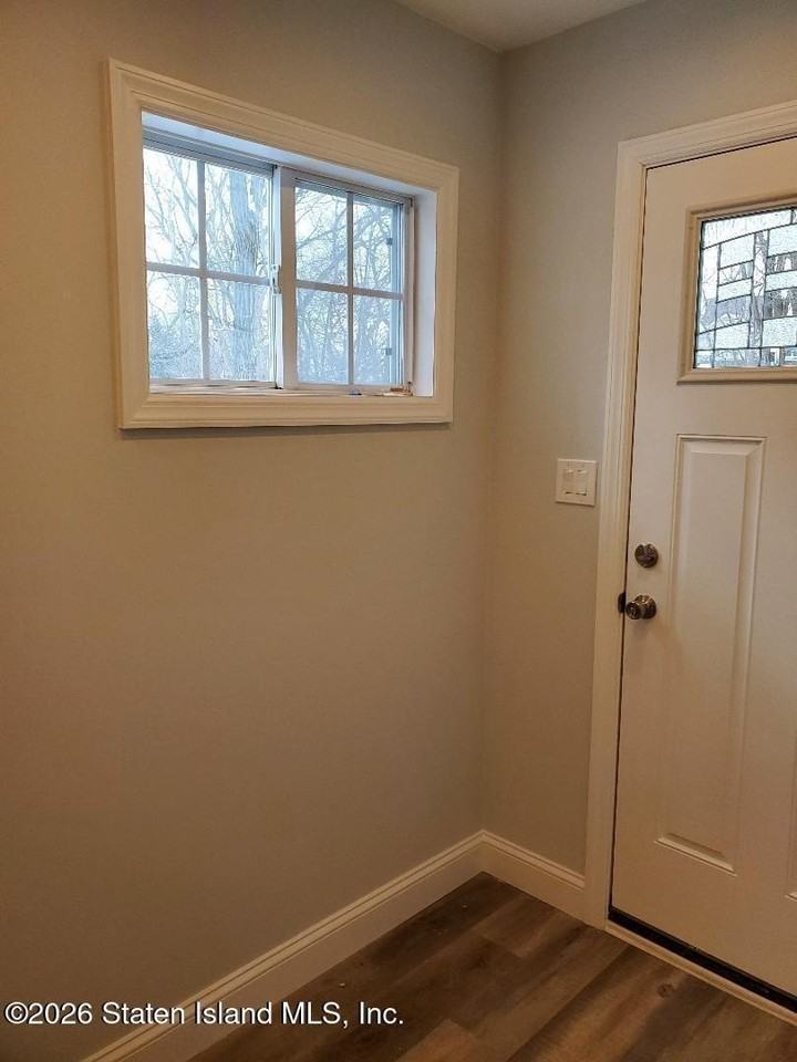 124 Pelican Cir - Photo 2 of 14