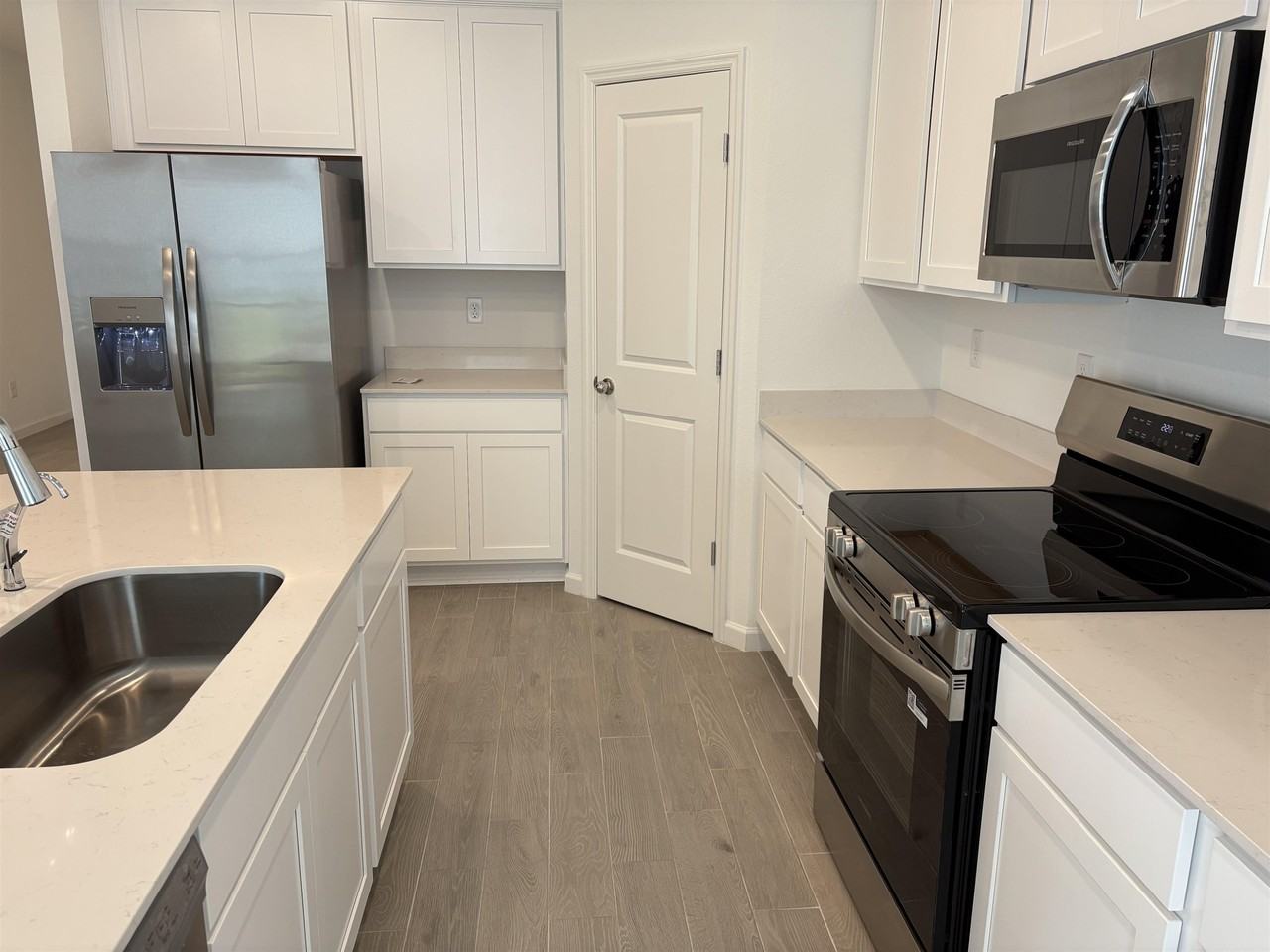 59 Old Bull Bay Ct - Photo 4 of 19