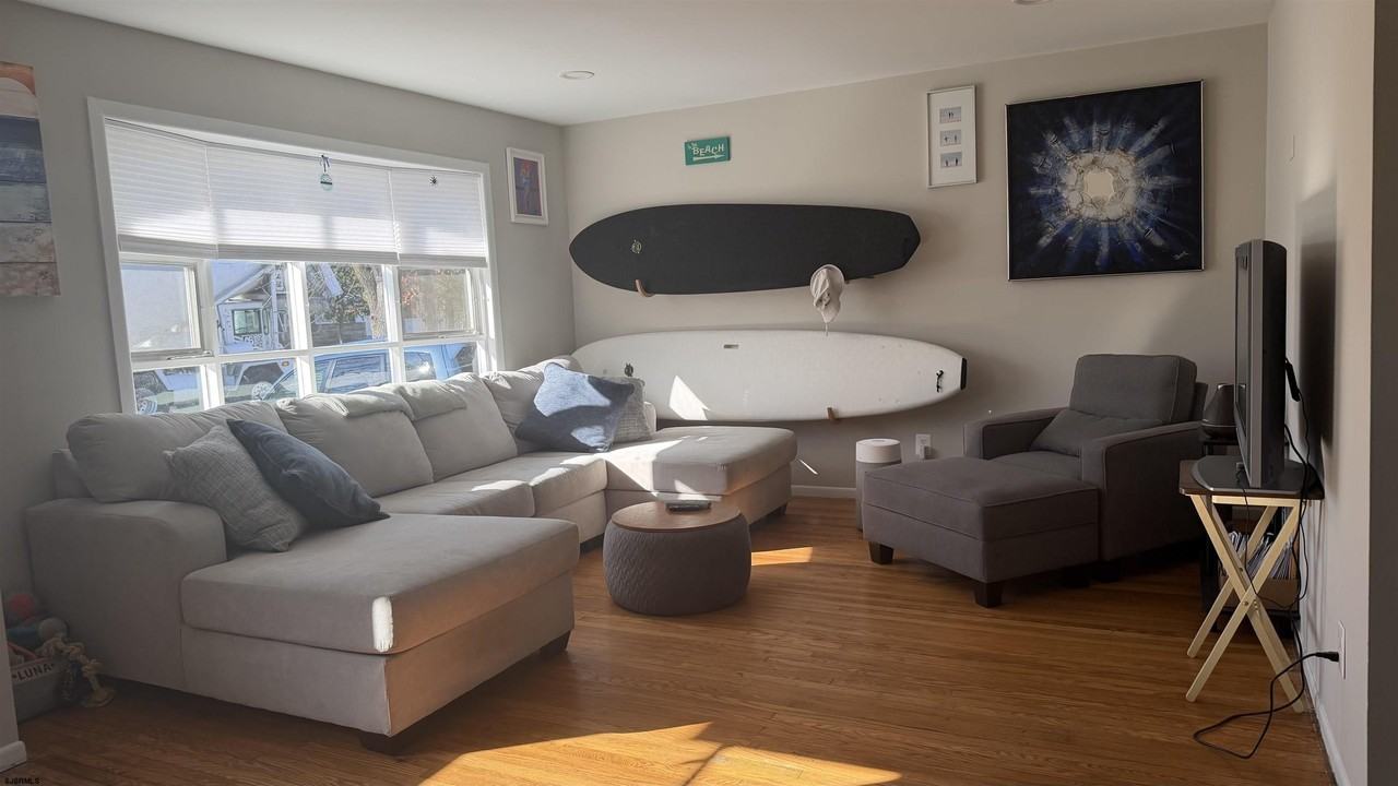 89 W Laurel Dr - Photo 4 of 24