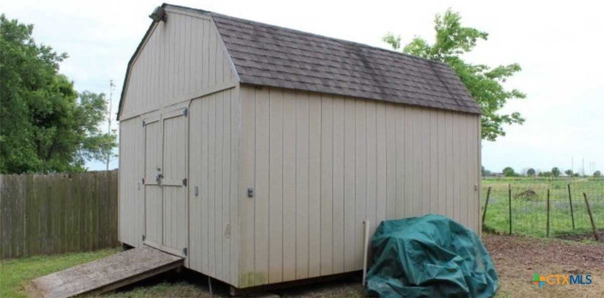 182 Oak Ter - Photo 5 of 5