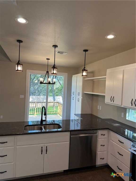 149 Oak Smt - Photo 4 of 8