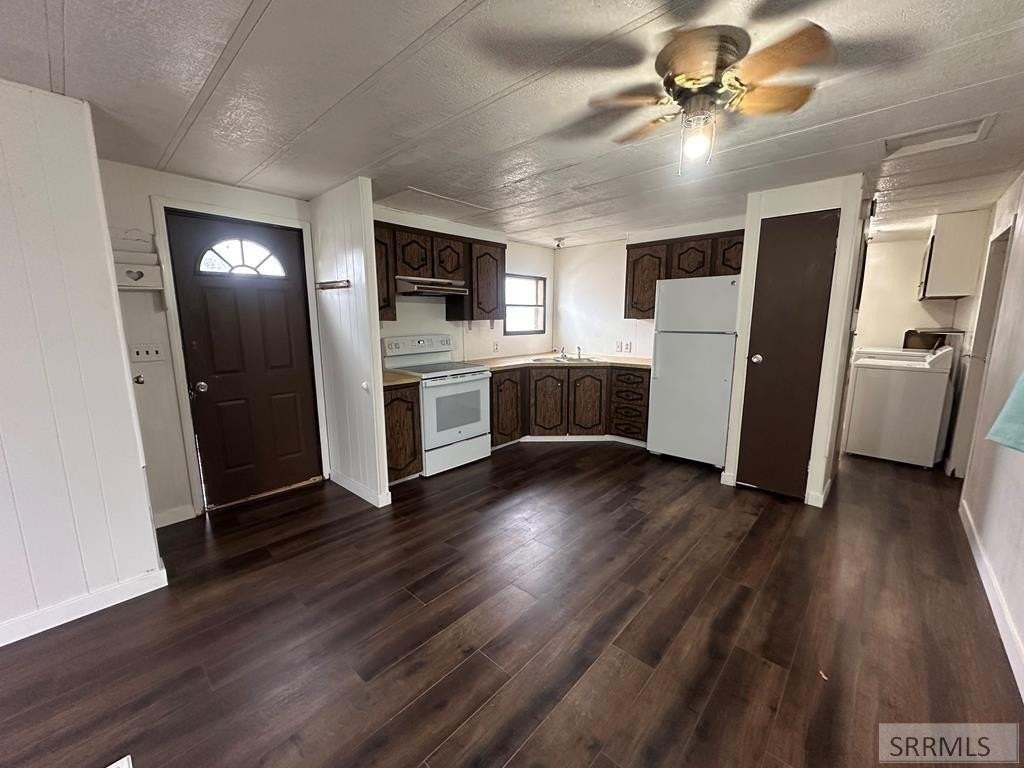 275 W Oak St #19 - Photo 4 of 21