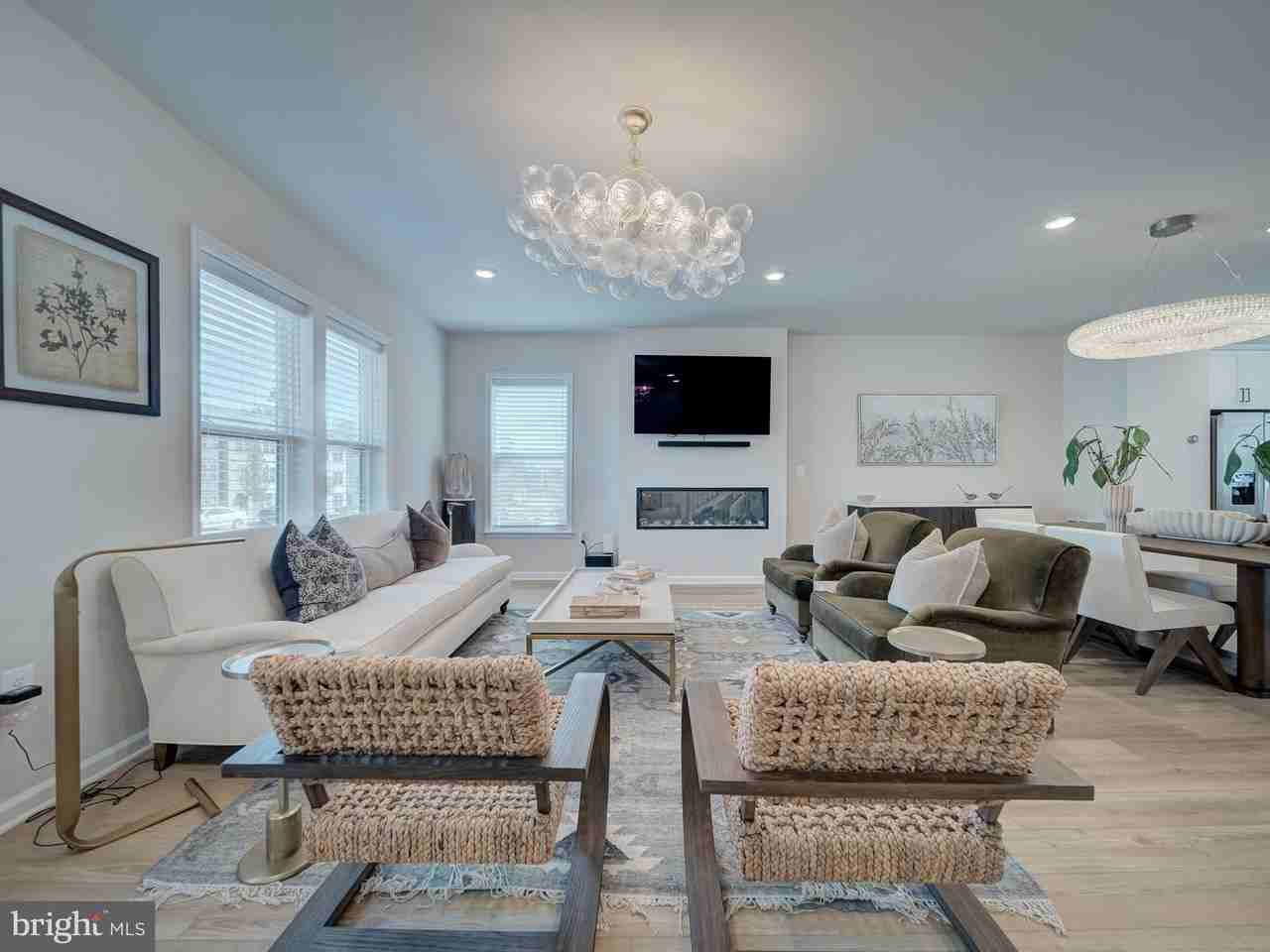 3512 Biota Ln - Photo 5 of 46