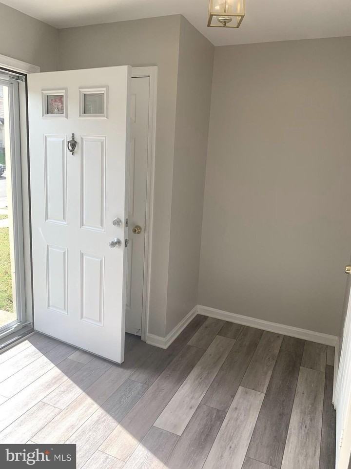 224 Gentlebrook Rd - Photo 2 of 24