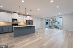 featured image of 8642 Satinwood Dr