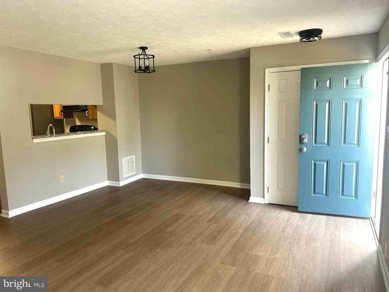 2140 Bristol Dr Unit 8 #8 - Photo 2 of 8